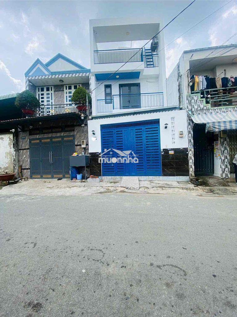Chủ gấp bán nhà hẻm xe tải tỉnh lộ 10. ngang 5.1m dài 15.7 m. 3 tầng