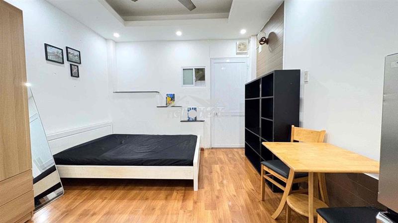 Chính chủ cho thuê studio đầy đủ tiện nghi ngay trần hưng đạo chỉ 4.9t