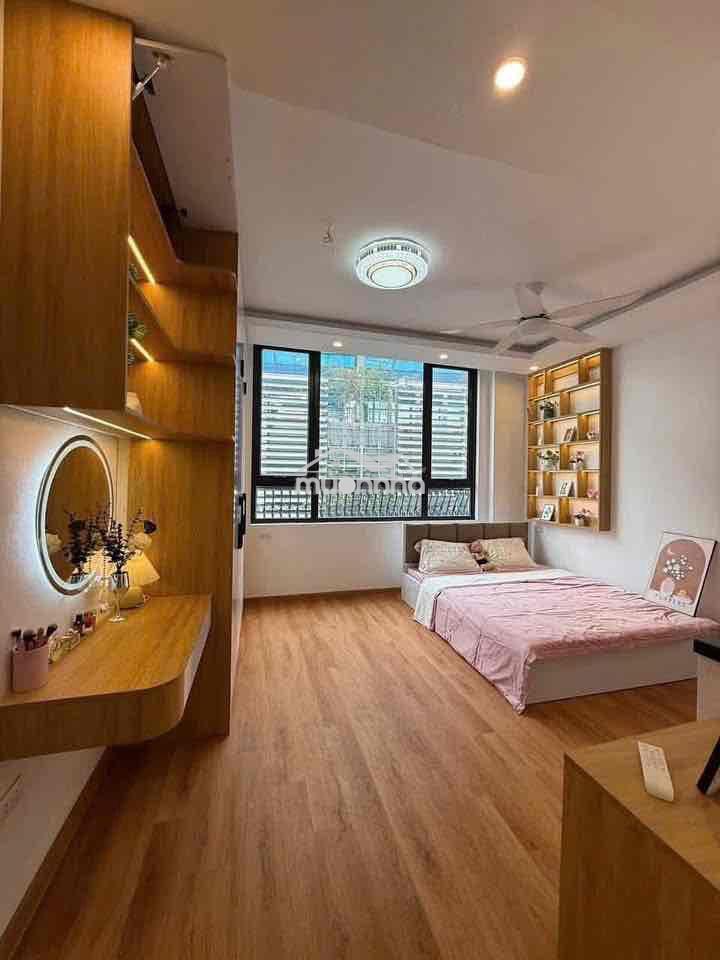 Phòng 35m2_ sudio cửa sổ lớn_ 233 nam kỳ khởi nghĩa
