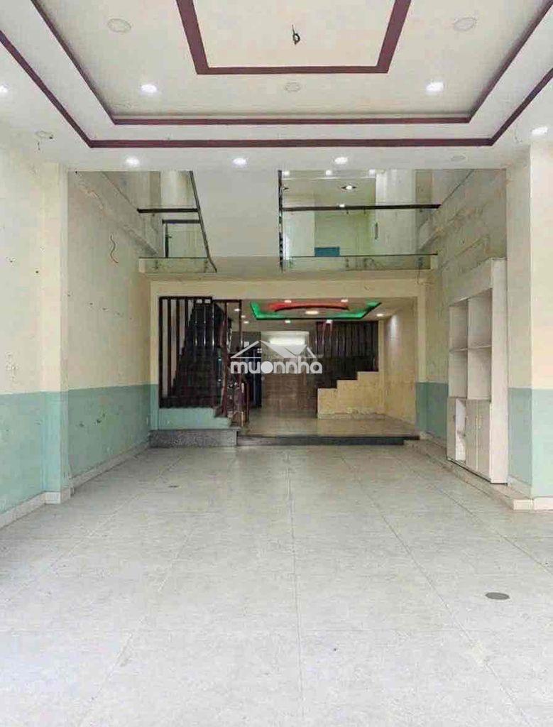 Cho thuê nhà mt yên thế bắc sơn đường 15m view công viên
