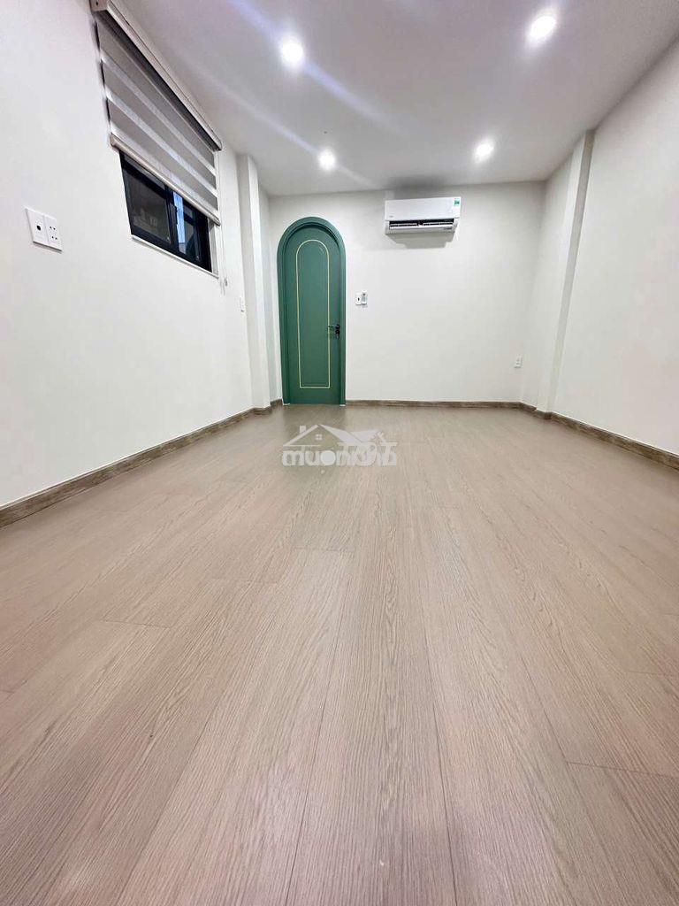 Cần cho thuê căn hộ lầu 1 , 36m gia 7 triêu tháng