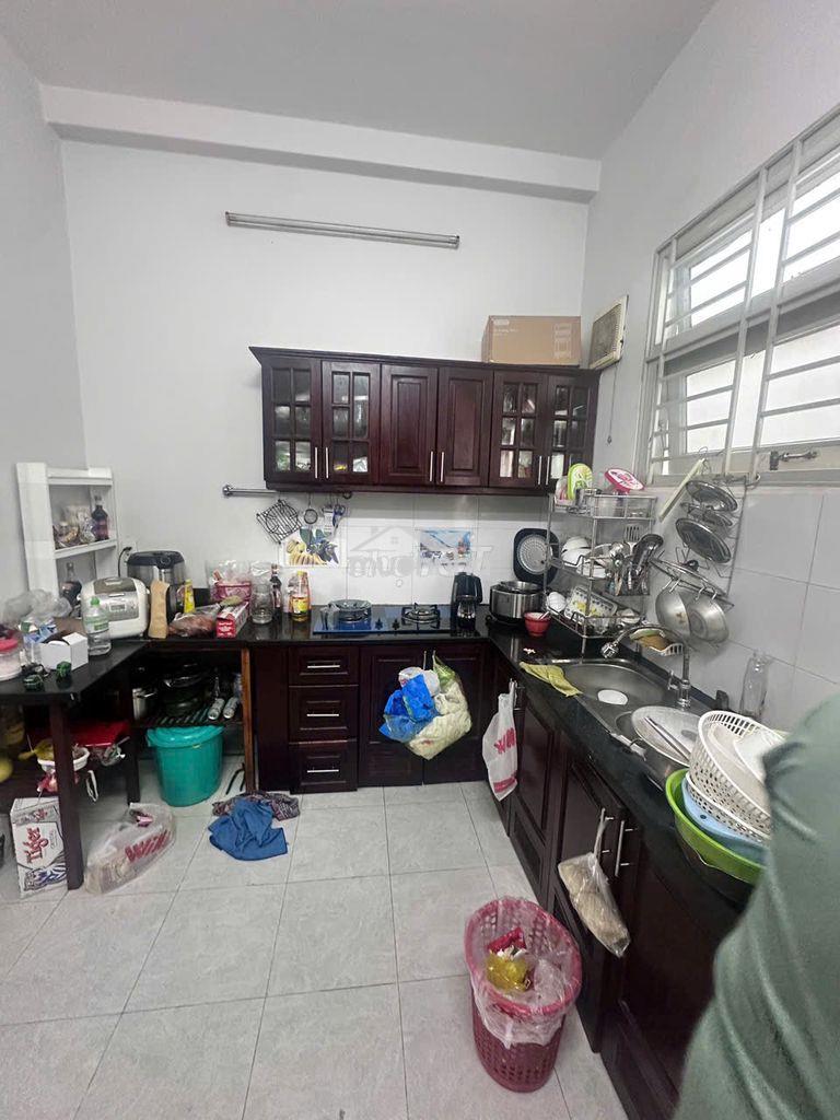 Cho thuê nhà ngày ngã tư gò dầu tân sơn nhì . 4 x 13 đúc 3 lầu : 4 pn - Ảnh 3
