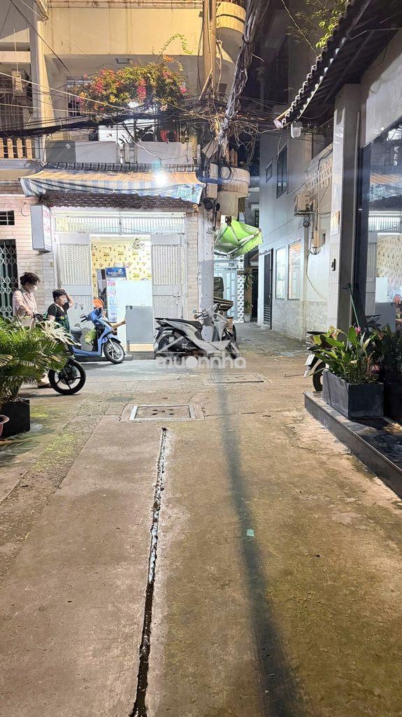 Nhà 4 tầng đúc trần hưng đạo q1 - 3 mặt thoáng - Ảnh 2