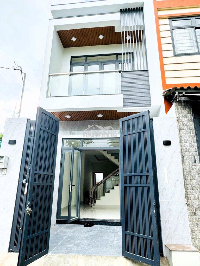 Giảm 1tr8! nhà mới nguyên căn hẻm ô tô đường 12 phường tam bình