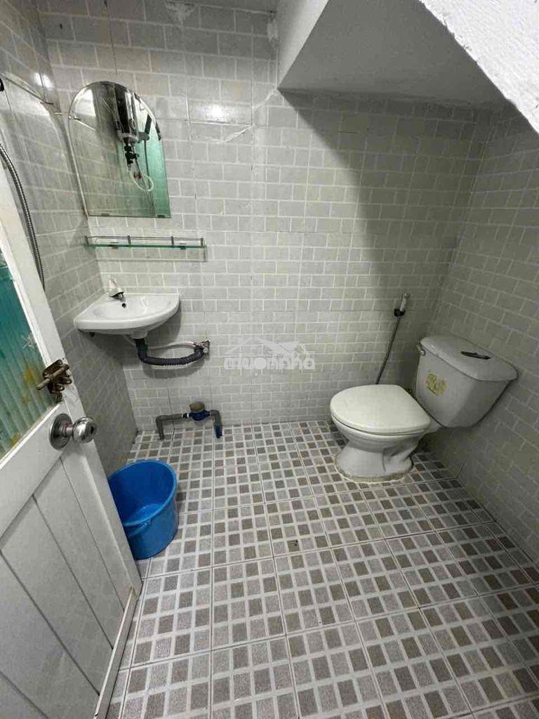 Duplex gác cao cửa sổ lớn full nội thất cạnh chợ bà chiểu - Ảnh 4