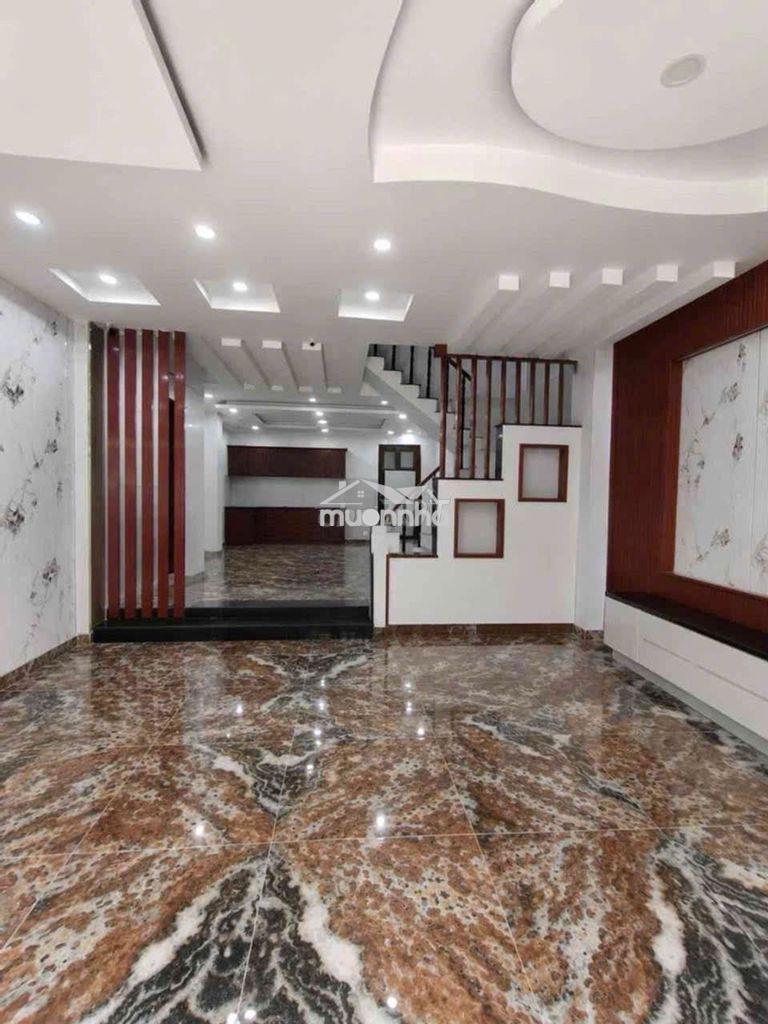 Nhà 6 phòng ngủ, ngang 6m, ngay chợ tân hương, giá chỉ nhỉnh 8 đồng
