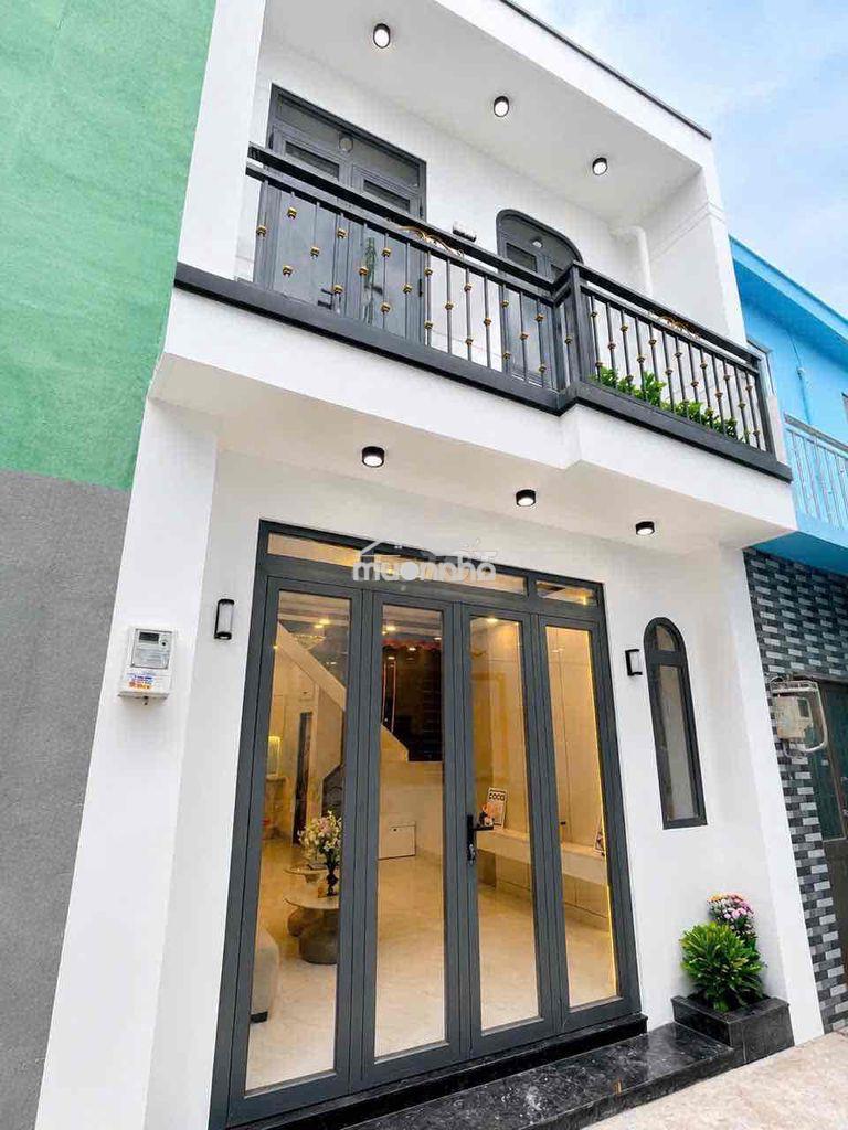 Chính chủ cần bán nhà mới toanh cách hẻm xe hơi vài bước chân - 2