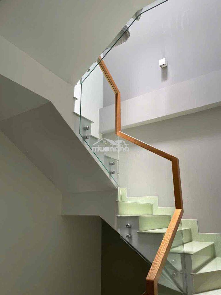 Bán nhà hẻm thông ce hơi nguyễn hũu tiến . 5x13m 3 tầng btct - Ảnh 3