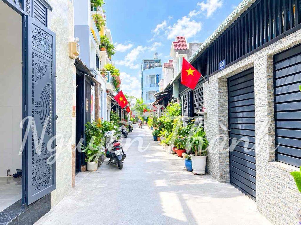 Nhà phố 3 tầng - hẻm 3,5m - huỳnh tấn phát- thị trấn nhà bè. - Ảnh 2