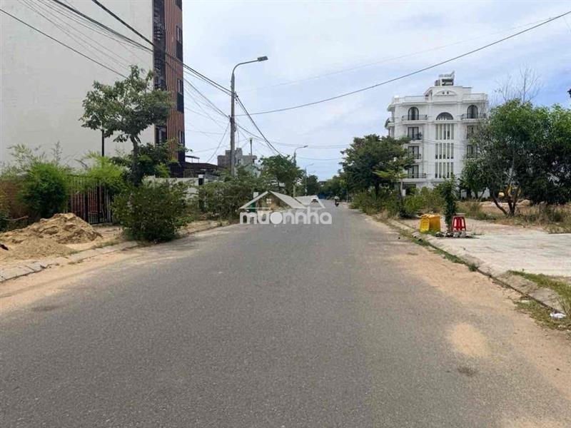 Đất đường trung hoà 1 khu đô thị võ chí công nối dài sát cầu khuê đông