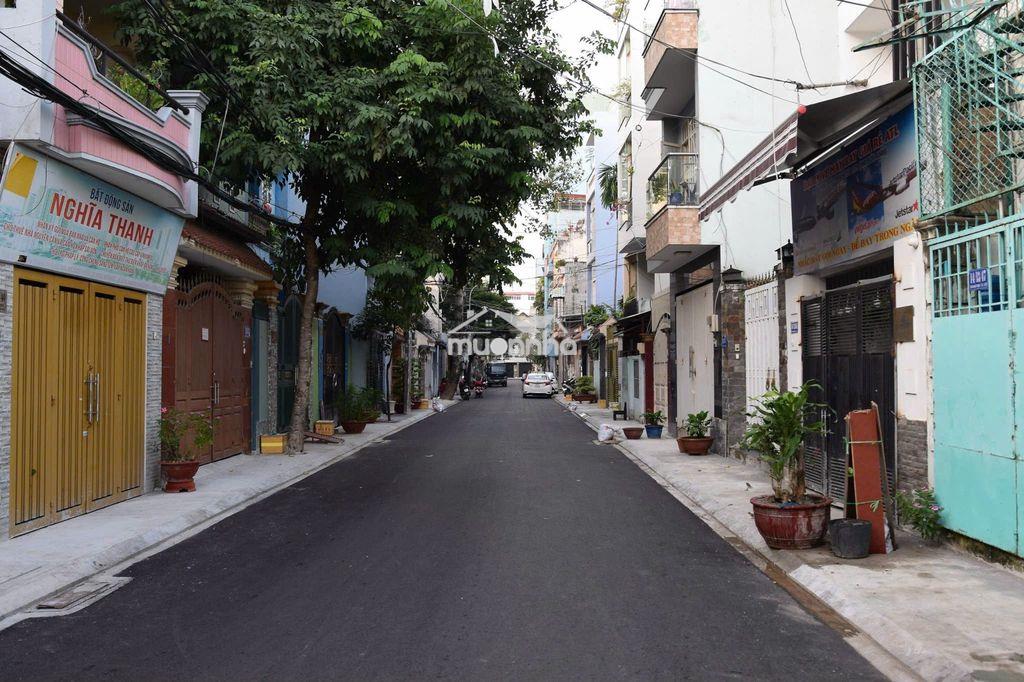 Nhà ngay etown cộng hòa - hẻm xe tải - Ảnh 3