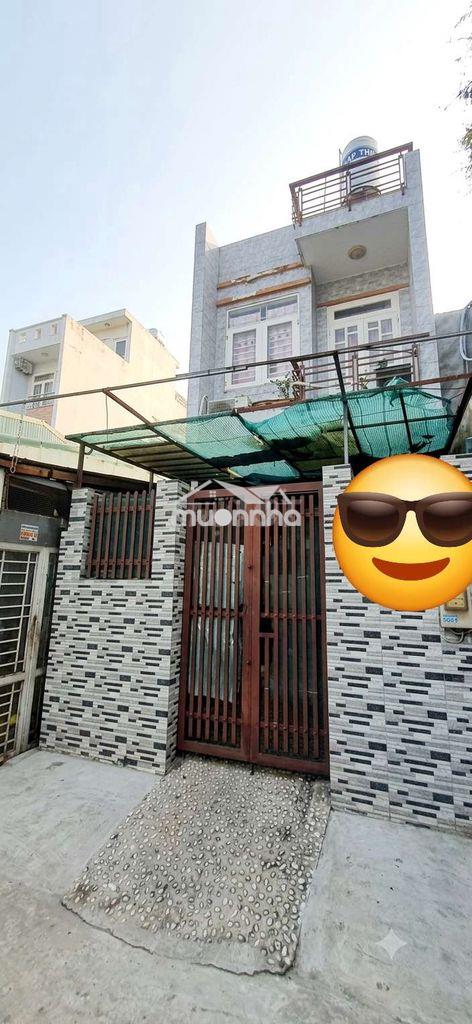 Ngay lê văn việt _ nhà 2 tầng.  diện tích 65m ( 4x16 ) . 2pn.2wc 