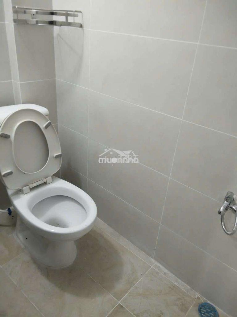 Cho thuê nhà hẻm xe ba gác đường cống quỳnh q1, 9tr/th. nhà mới - Ảnh 4
