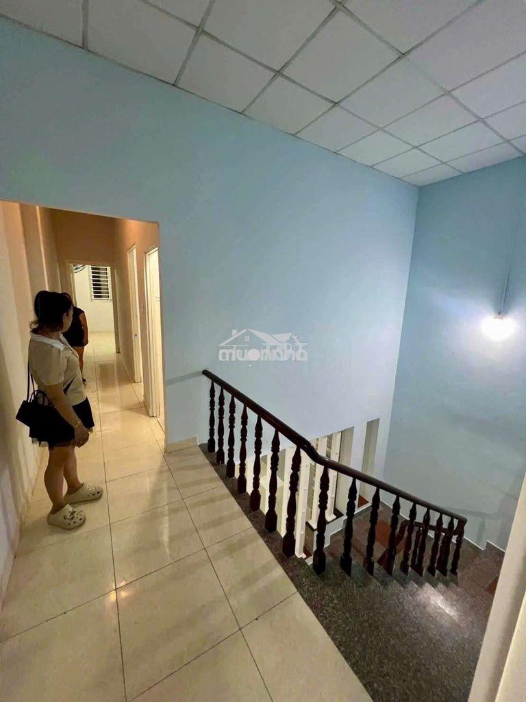 Cho thuê nhà liên khu 4-5 -3pn -10trieu- có nội thất - hẻm xe hơi - Ảnh 4