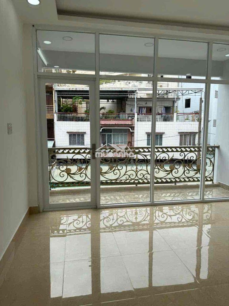 Nhà nguyên căn mt đường 12m phan xích long - Ảnh 3