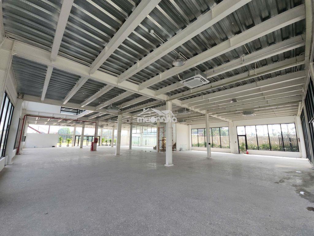Mặt bằng tầng trệt & lầu một tòa nhà đối diện vinhome granpark q9 - 3