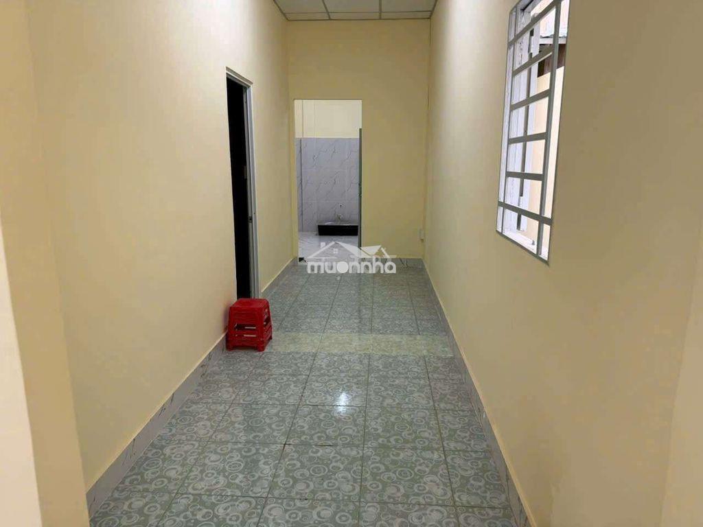 Nhà đẹp 140m2 - sân rộng để 2 oto - gần chung cư tam phú, thủ đức - Ảnh 4