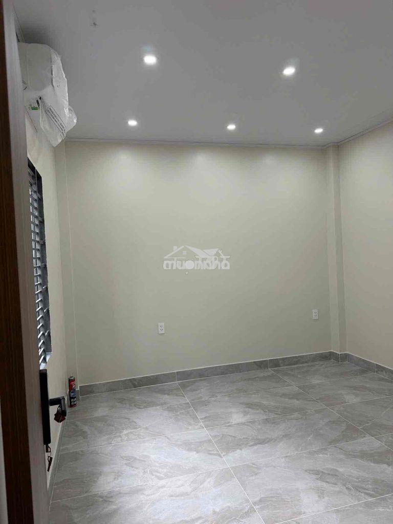 Cho thuê 2pn nguyên tầng mới 100%_full nội thất_ thoáng mát ngay q1 - 4