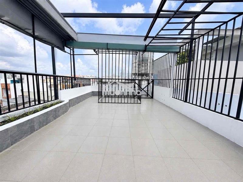 Nhỉnh 5 tỷ - 70m- 4pn - 4 tầng btct - ngay chợ bà chiểu - gần mặt tiền