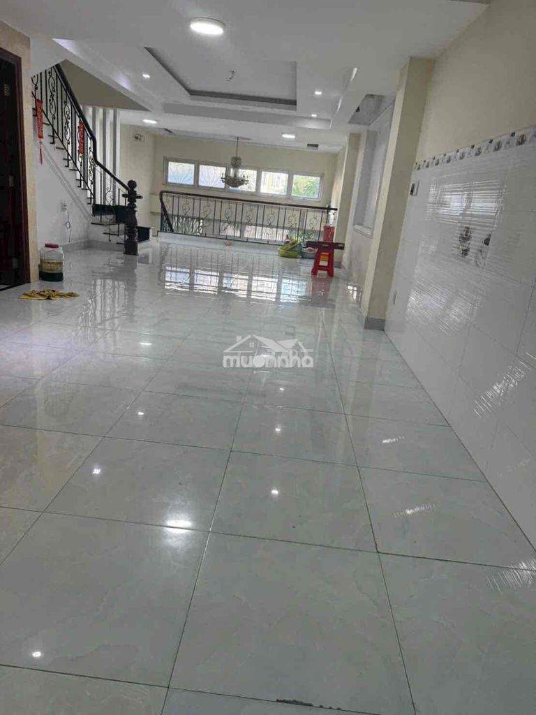 Cho thuê nhà bình lợi 6x24m, 6pn, 7wc, nội thất cơ bản – 45tr