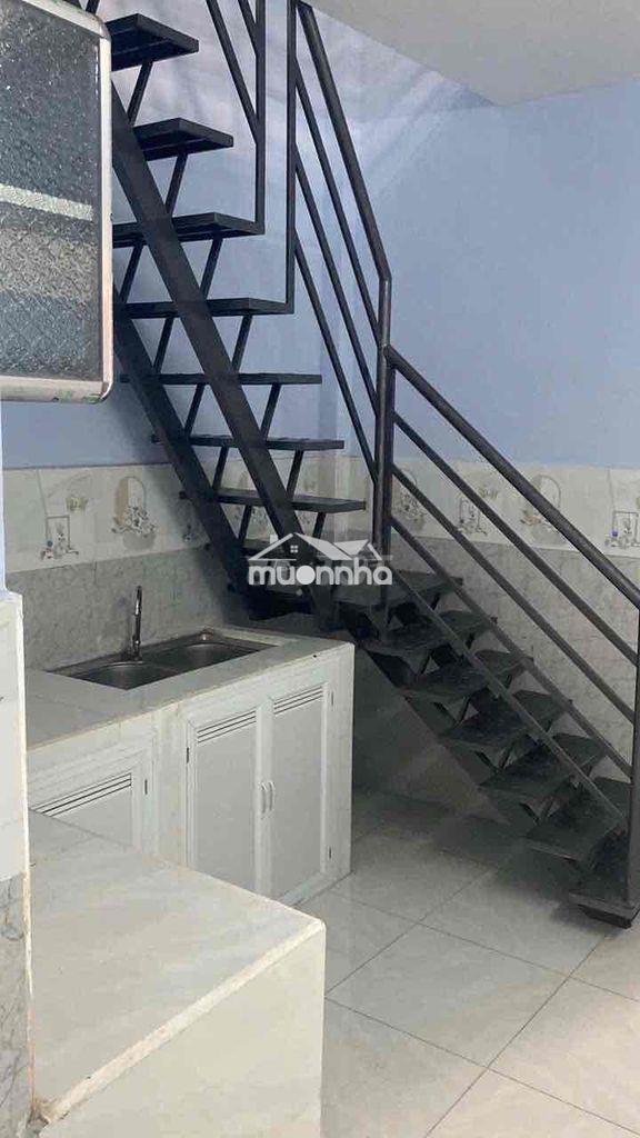 Bán nhà ấp 6 đông thạnh 2 pn 2wc - 2
