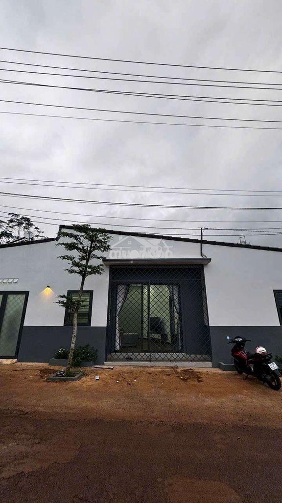 Nhà mặt tiền a1 thôn 6