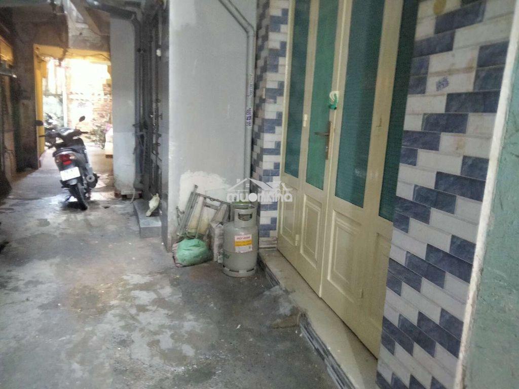 Cho thuê nhà 1 trệt 2 lầu gần chợ bà chiểu , bình thạnh  - Ảnh 2