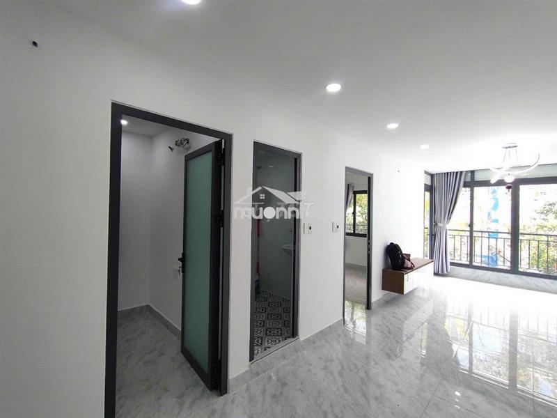 Thang bộ - 2pn, 1wc tại bàu cát ii, 2,4 tỷ, 48m2 lầu 2.