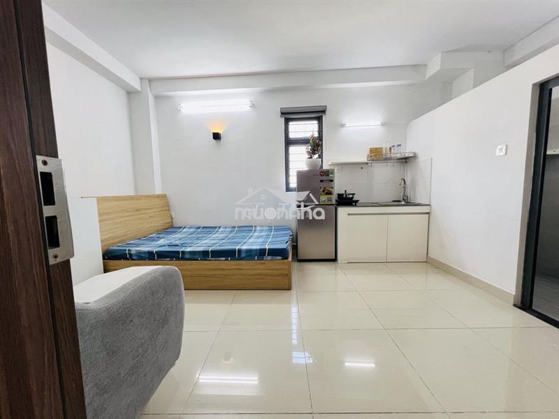 Phòng cửa sổ trời, full nội thất, máy giặt riêng-cách chợ tân mỹ 500m