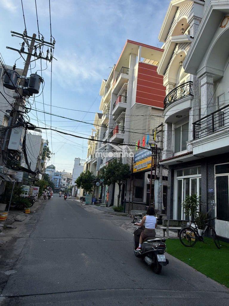 Nhà mặt đường kinh doanh đông đúng - nhà đẹp 1 lầu 2 phòng
