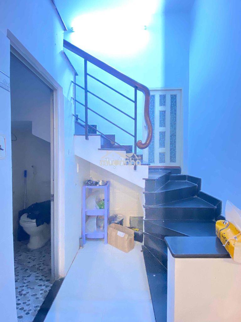 Cho thuê nhà 3 tháng 2 q10 4 tầng 3 pngủ giá 12,5tr 30m2 mới đẹp - Ảnh 3