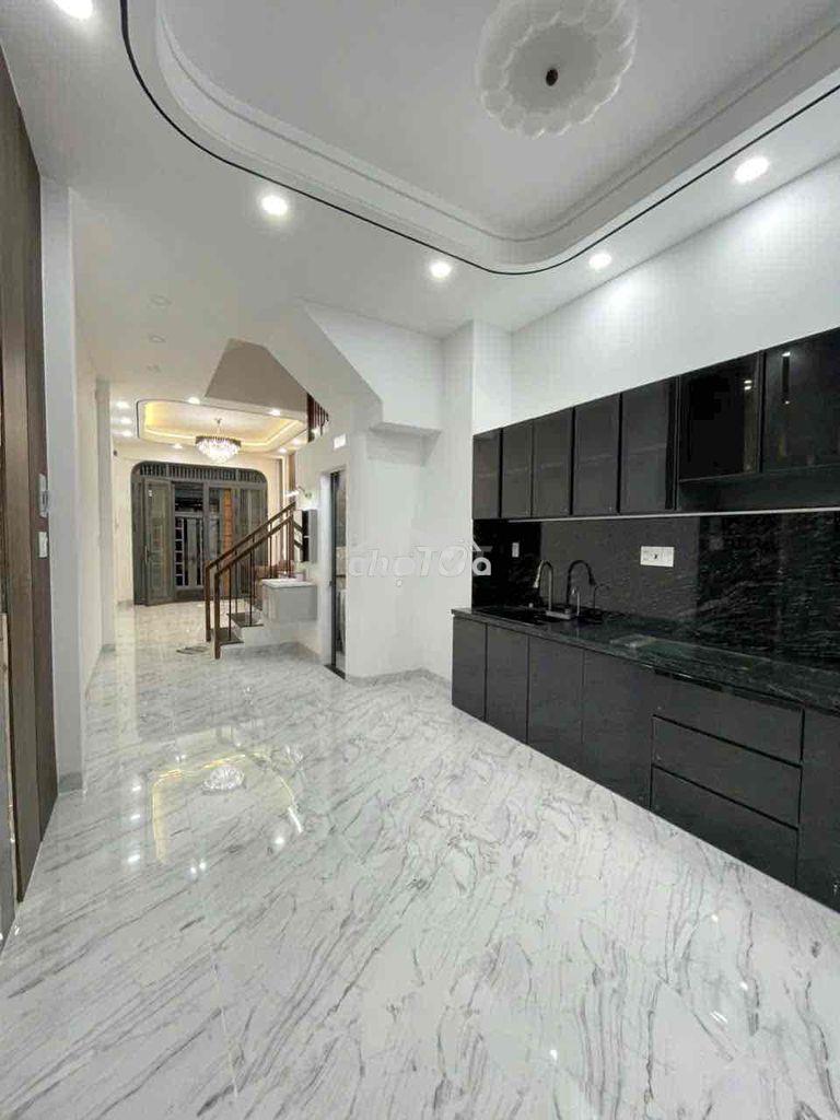 Bán nhà mới đẹp ngay trung tâm quận 8 - 4