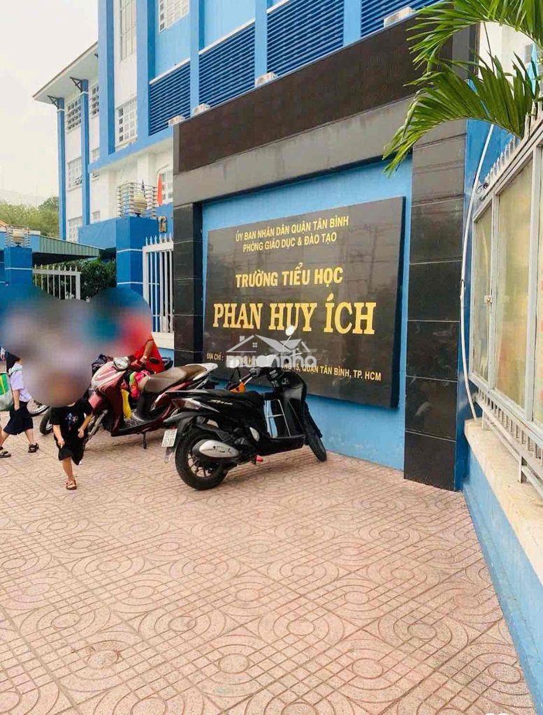 5x20m chủ xoắn giảm tiếp,nhà ở ngay 3 tầng 6pn hxh ngay trường học phi