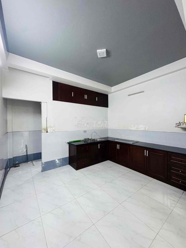 Giá thuê : 9tr/1 tháng cho thuê nhà đường bùi quang là p12 q. gò vấp - - 4