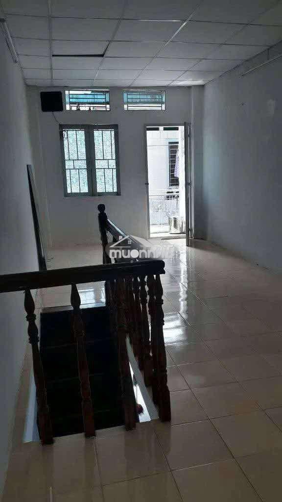 Cho thuê nhà 8tr/ nguyễn tri phương, p.9, q.10 - Ảnh 3