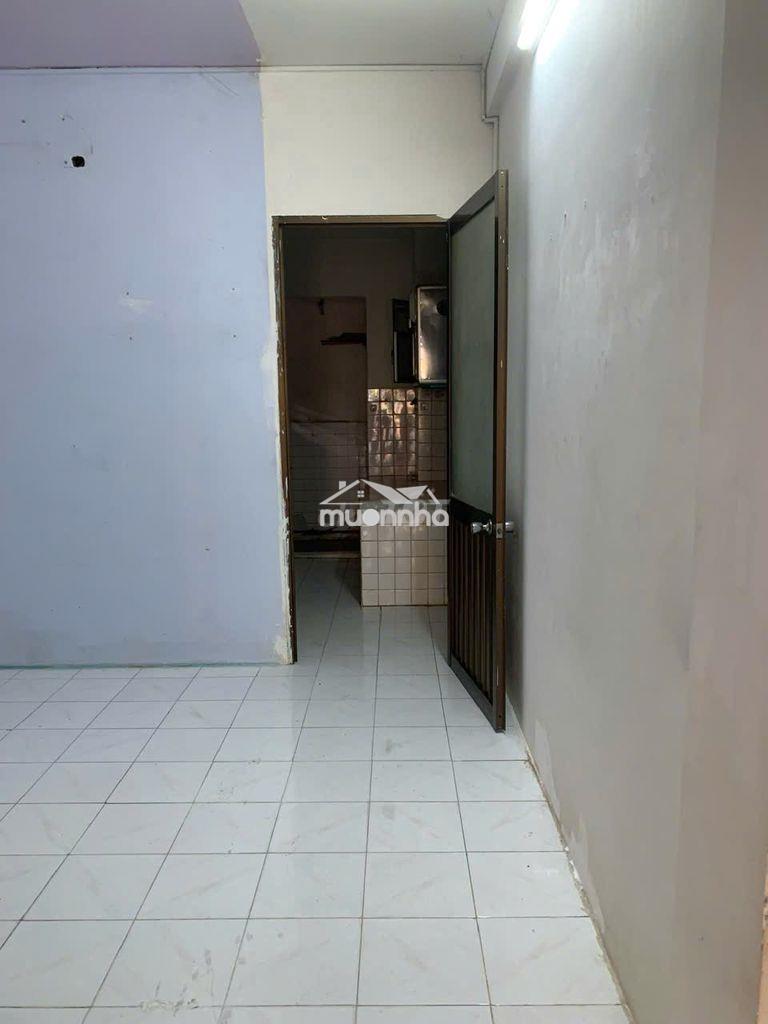 Nhà chung cư 601 cmt8,lầu 1.dt 50m2.điện nước chính. - 4