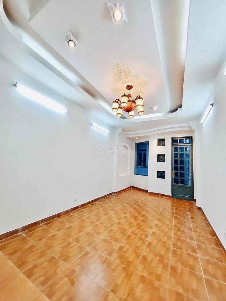 Chính chủ bán nhà ngay mặt tiền xe hơi đỗ cửa - Ảnh 4