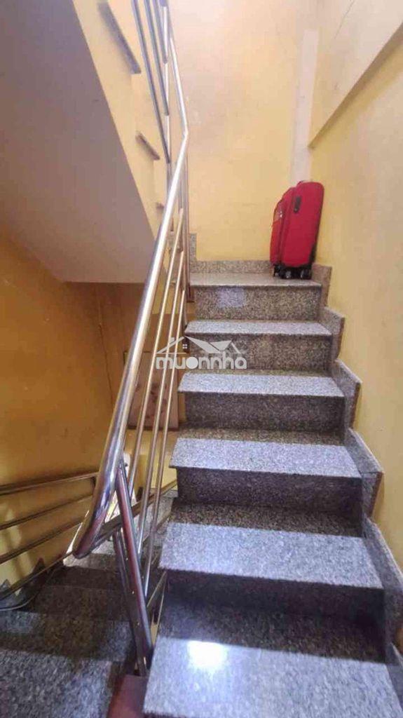 Chỉ 3 tỷ 7 nhà 3 tầng nguyễn thái sơn–4pn  cách hxh chỉ 10m -shr đẹp - Ảnh 3