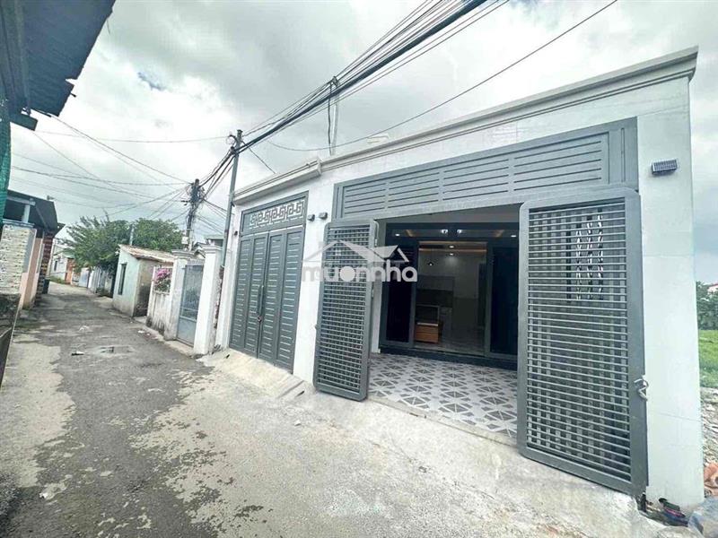 Bán nhà c4 mới 100% , hẻm thông xe 7 chỗ