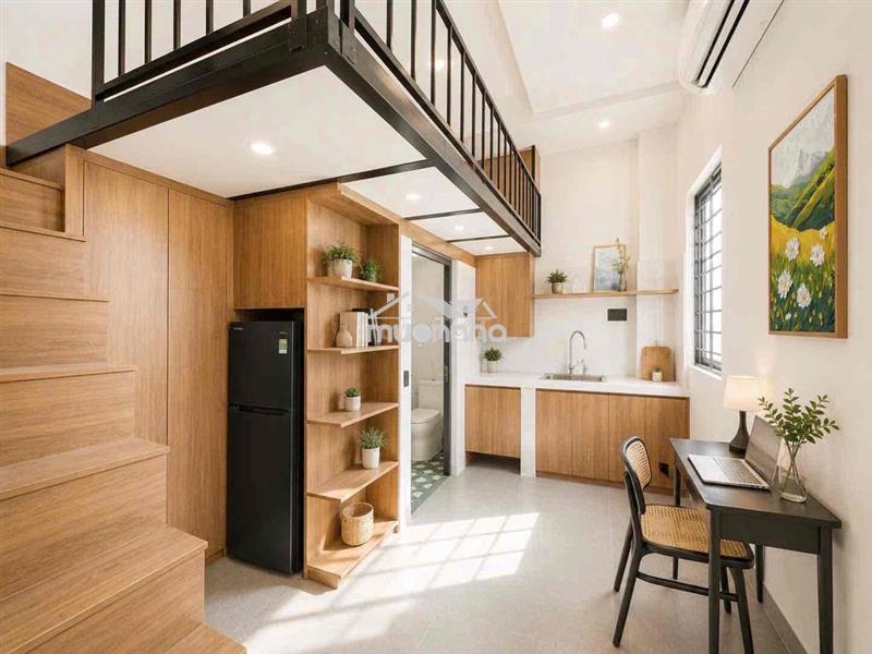 Mới xây tone gỗ nội thất cao cấp cửa sổ trời bancol