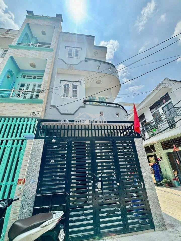 Căn góc 3 phòng hẻm 5m bà hom