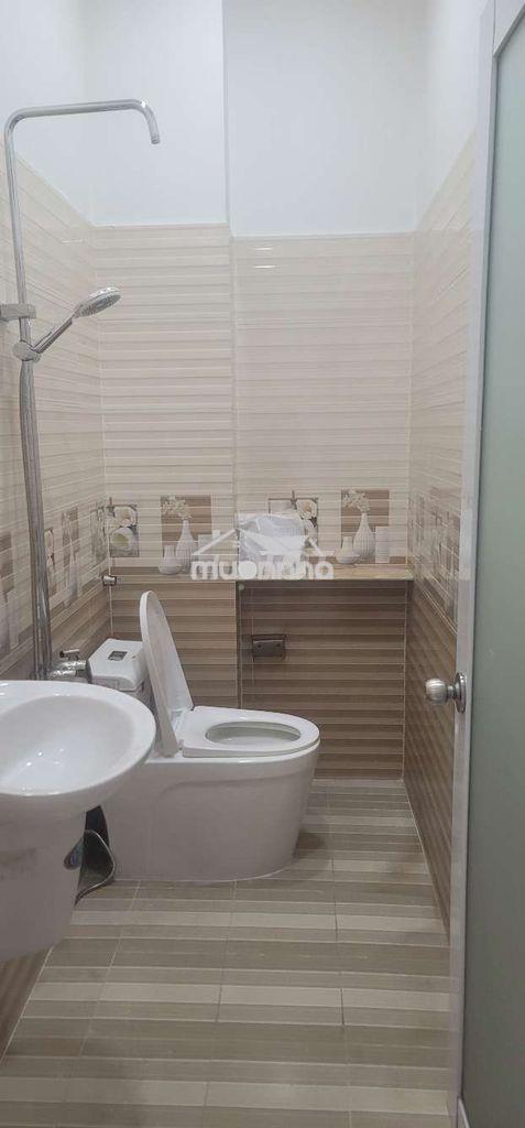 Siêu phẩm cực hời 4m x 15m x 2 lầu, 4pn