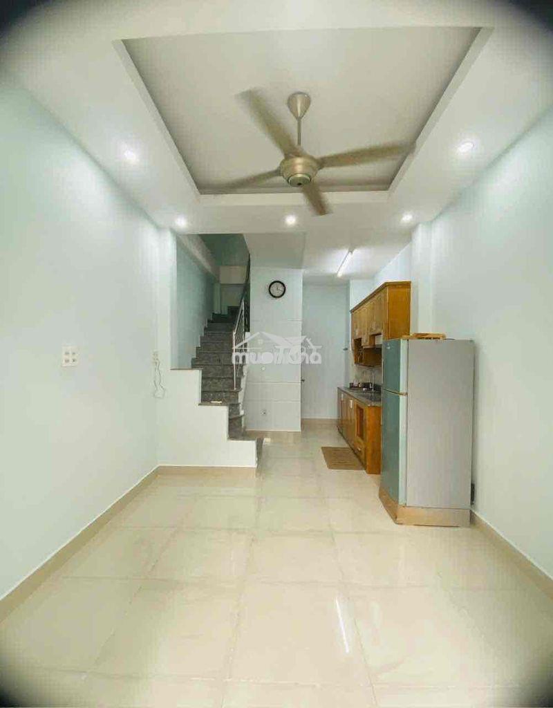 Cho thuê nhà gần khu ẩm thực phan xích long - 3.5 x 8m - 2 phòng ngủ