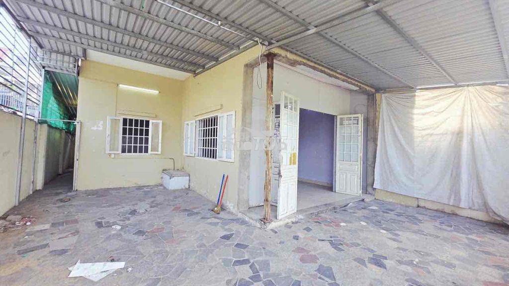 Cho thuê nhà nguyên căn giá rẻ 200m2, đông hoà - 3