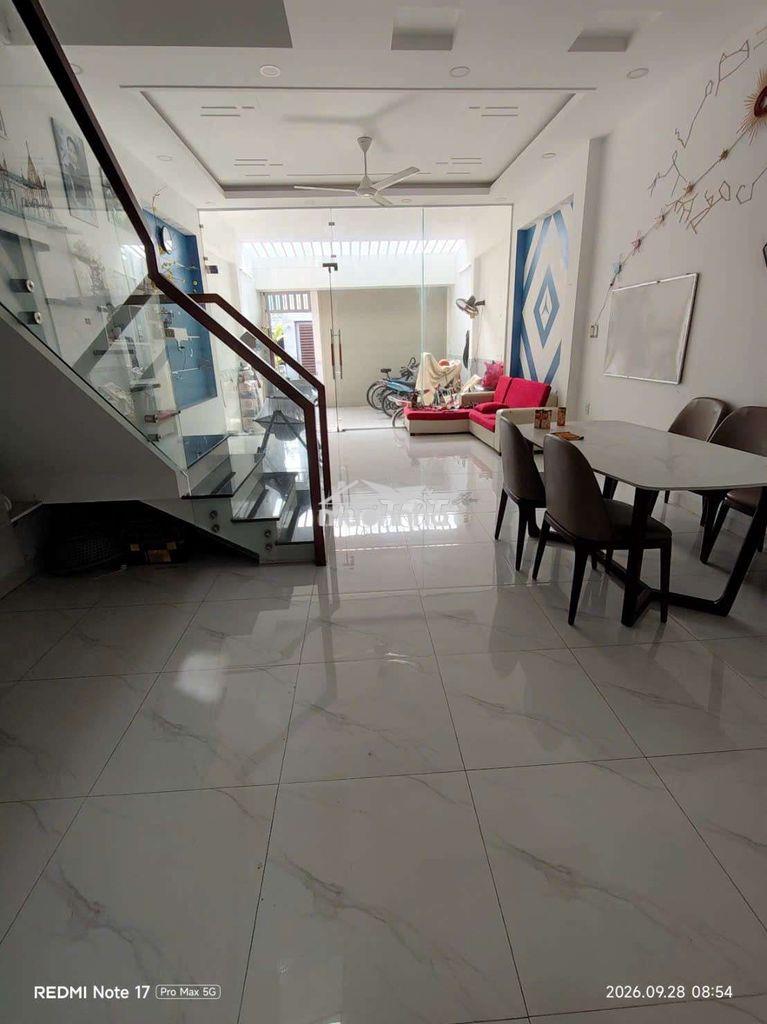Bán nhà 2 lầu khu dân cư gia hòa xã phong phú quốc lộ 50 sổ hồng riêng - Ảnh 3