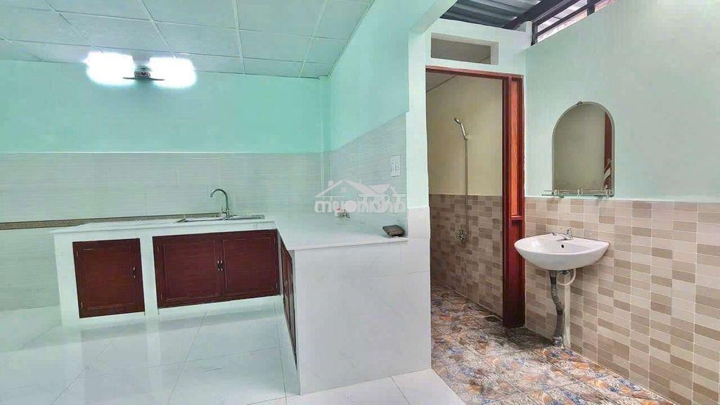 Cho thuê nhà 1 trệt 1 lầu 2pn 2wc 5x15m hẻm huỳnh tấn phát quận 7 - Ảnh 4