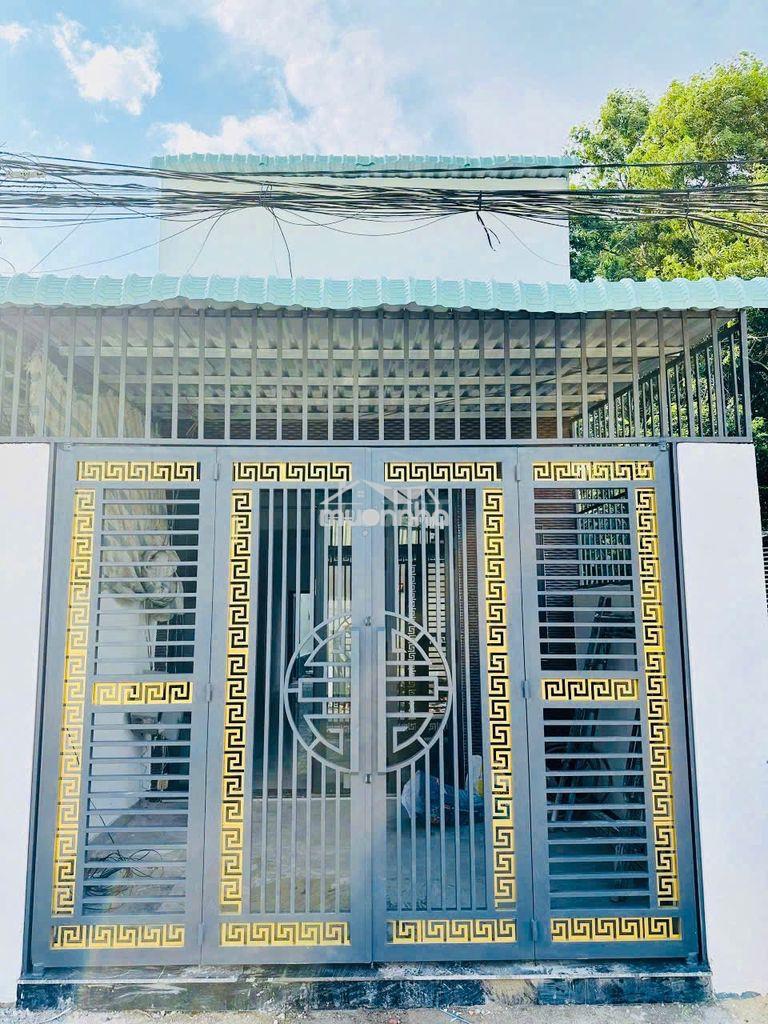 Nhà cấp 4 gác lửng đẹp rẻ tại kdc gần ngã tư miễu ông cù - thuận an