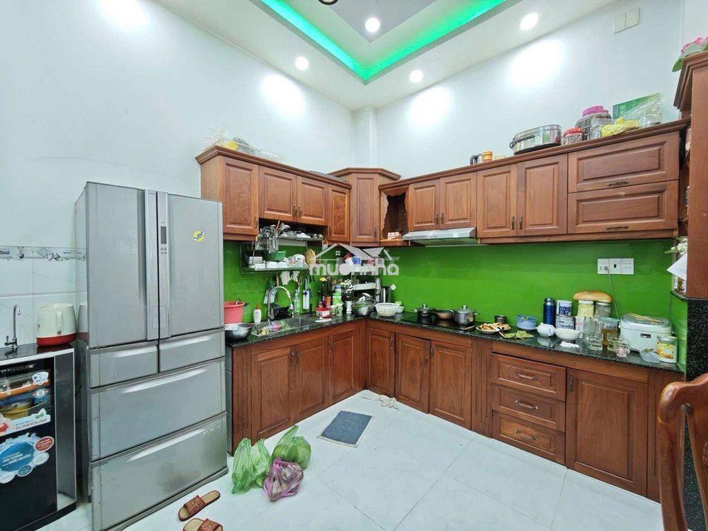 Bán nhà hẻm xe hơi ngay lê văn quới gần đầm sen , tặng nội thất - 2