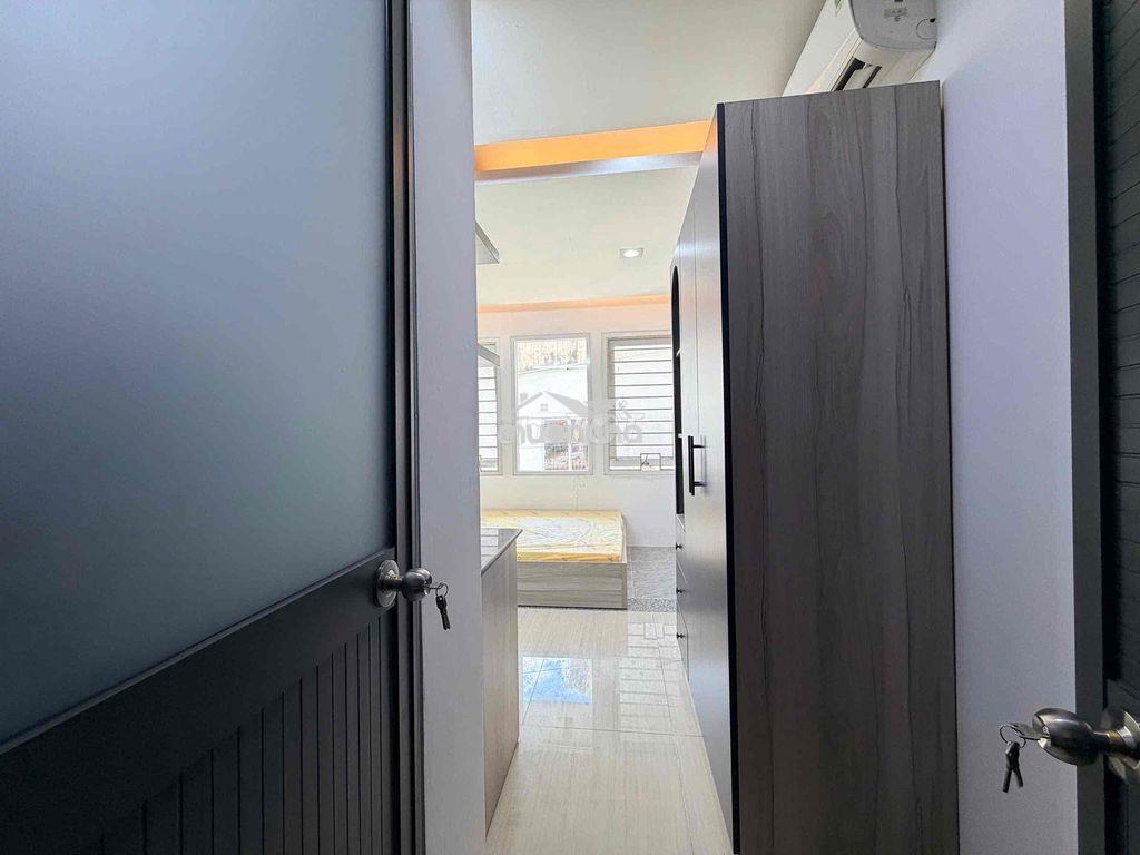 Phòng cửa sổ full nôii thất phú nhuận - Ảnh 3