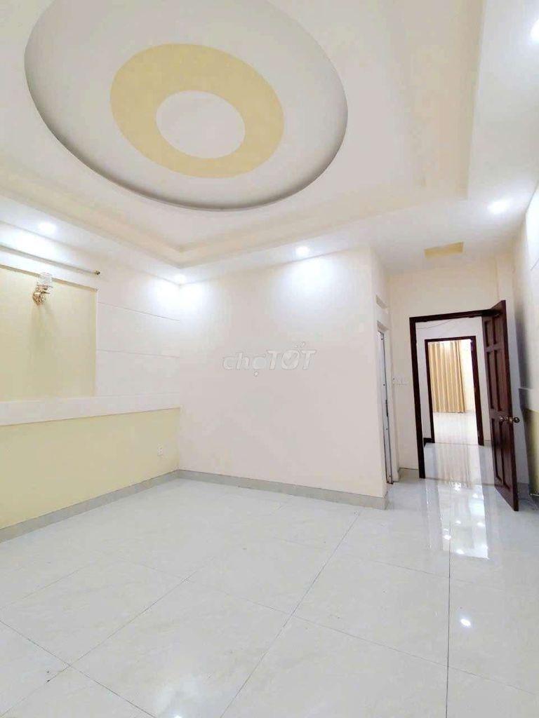 Cho thuê nhà mới mtnb khu tên lửa dt 4.5*20m  - 3